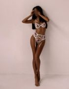 Алсу ТОЛЬКО ВЫЕЗД, 8 904 758-15-52